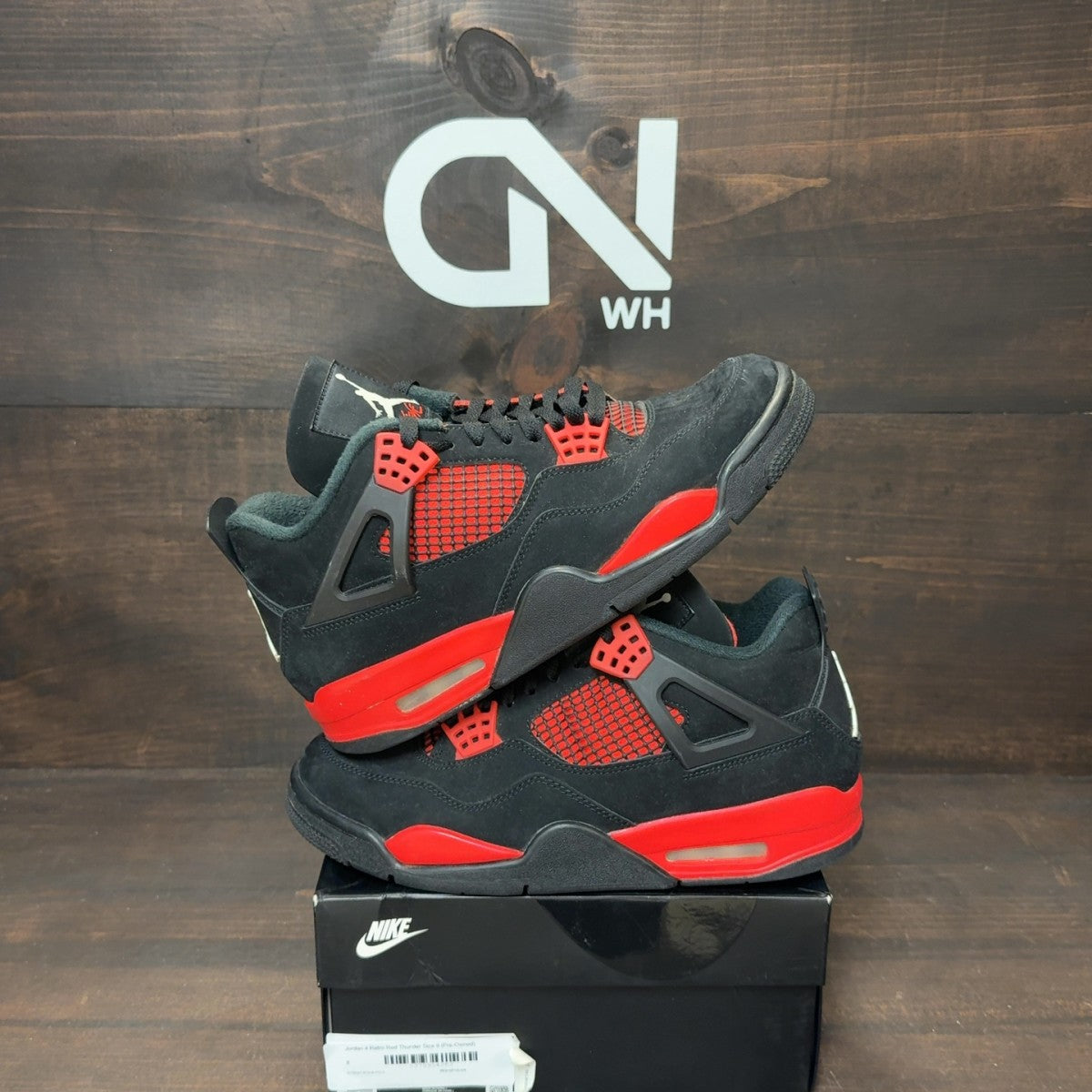 Jordan 4 Retro Red Thunder Size 8 (Pre-Owned) - Image 1