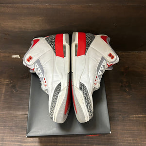 Jordan 3 Retro Fire Red (2022) - Image 4