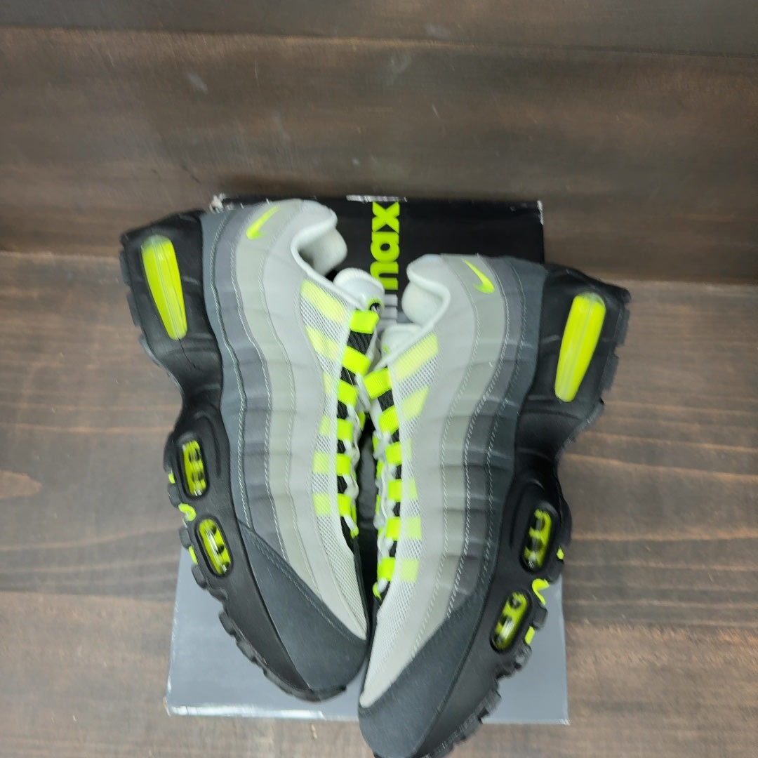 Nike Air Max 95 OG Big Bubble Neon (2025/2026) - Image 2