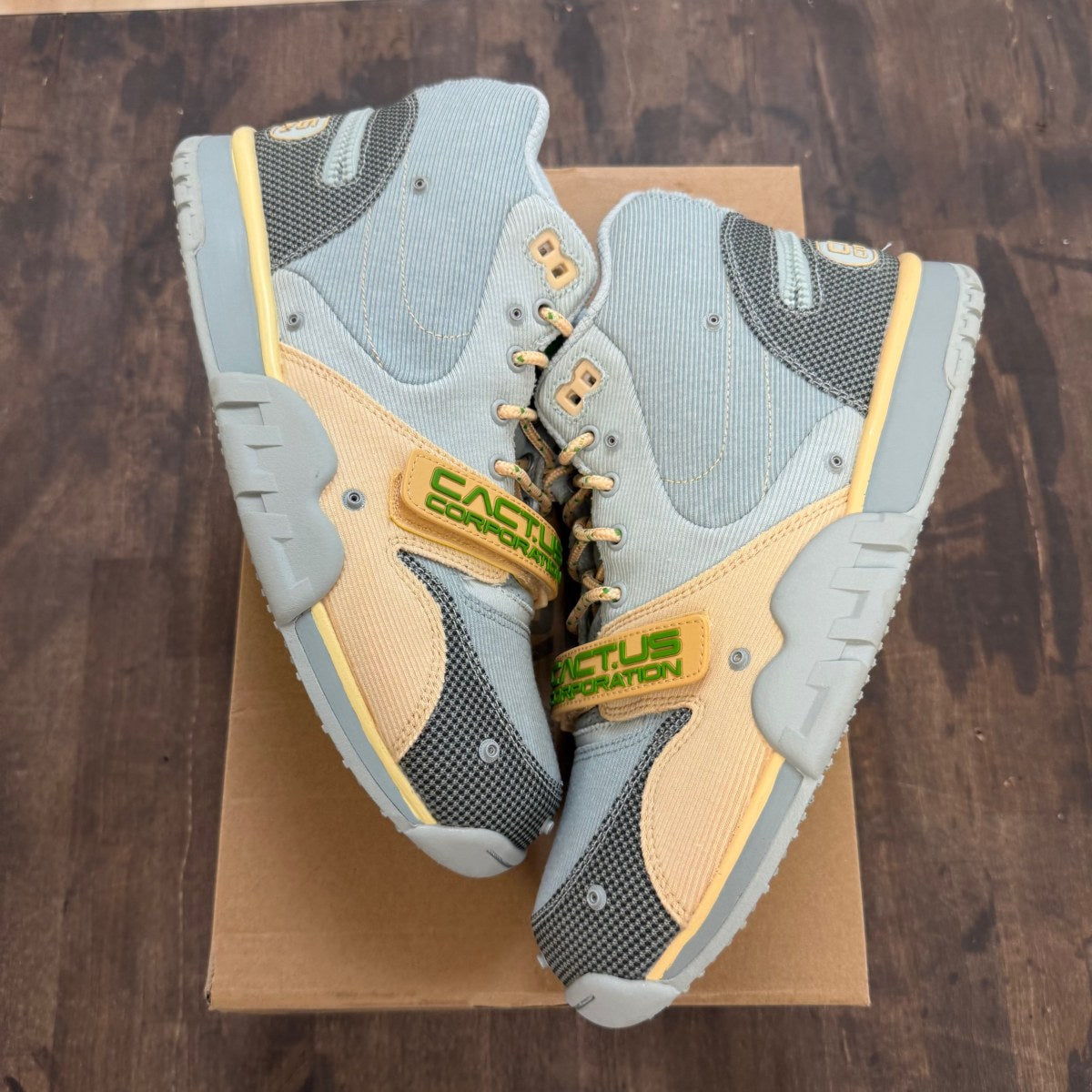 Nike Air Trainer 1 SP Travis Scott Grey Haze - Image 1