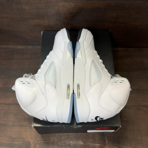 Jordan 5 Retro White Metallic (2026) Size 11 (Pre-Owned) - Image 6