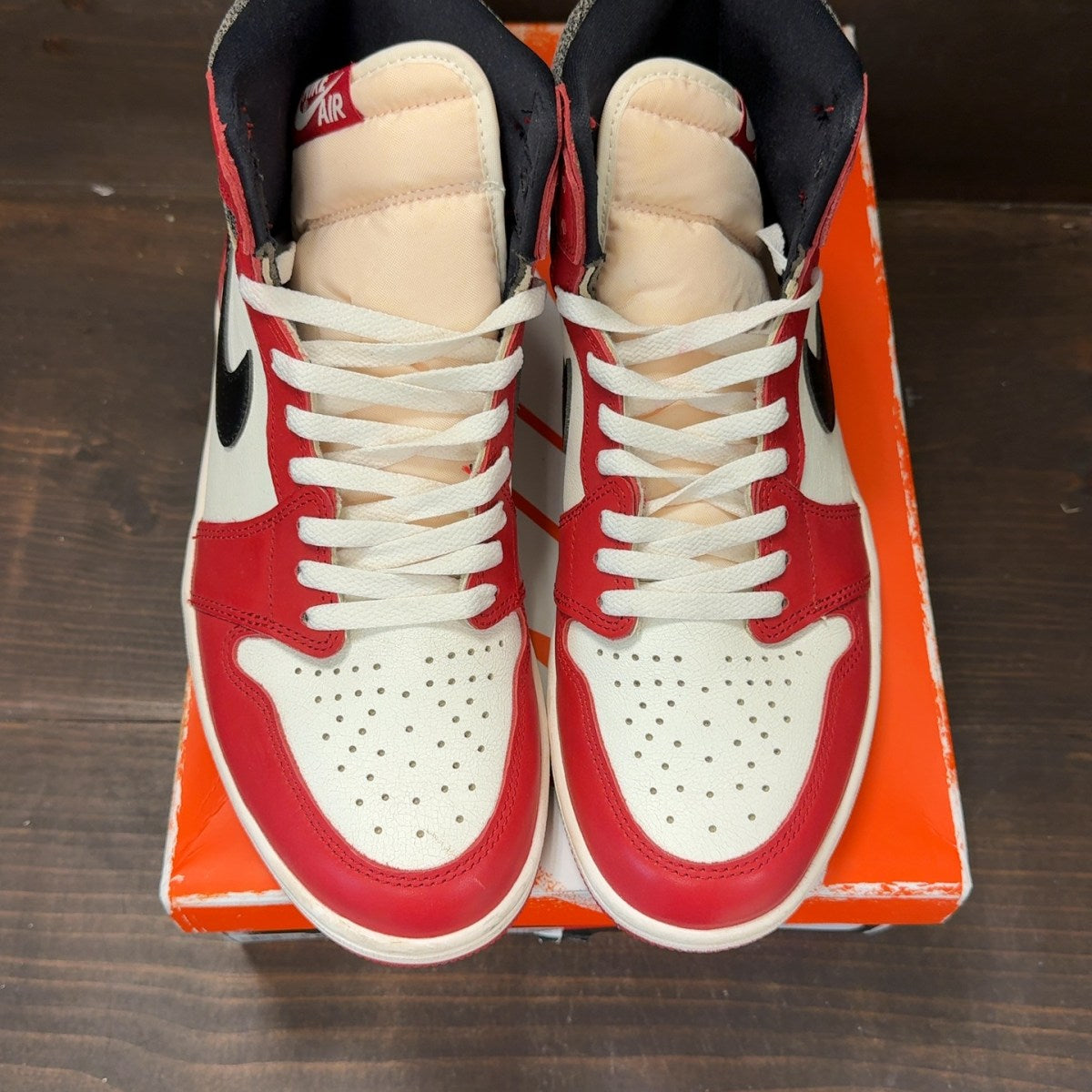 Jordan 1 Retro High OG Chicago Lost and Found - Image 3