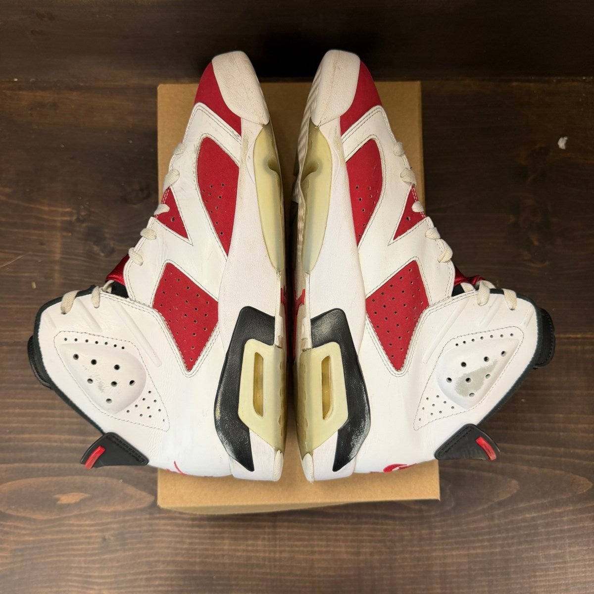 Jordan 6 Retro Carmine (2021) Size 11 (Pre-Owned) - Image 5