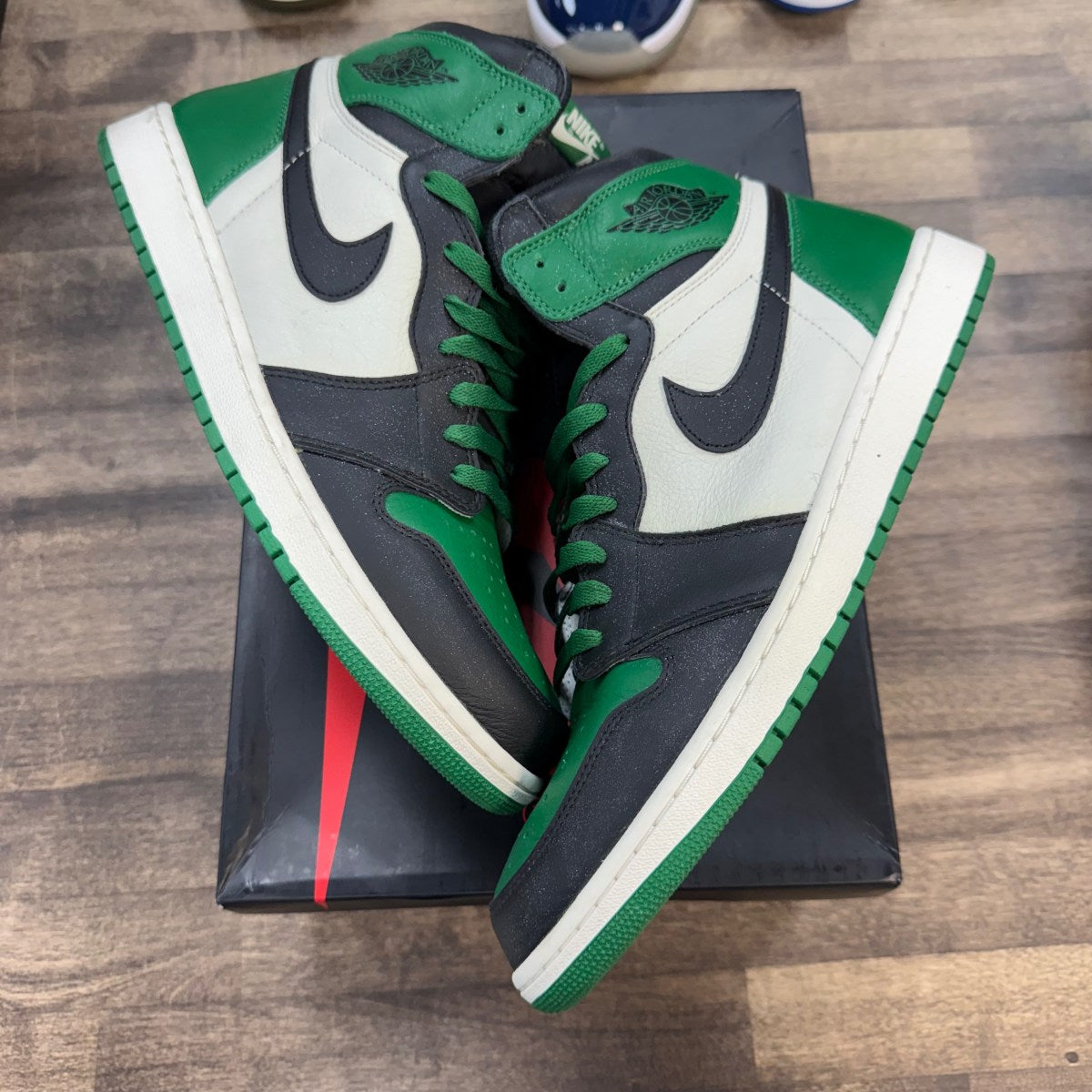Jordan 1 Retro High Pine Green Size 13 (Pre-Owned) - Image 1