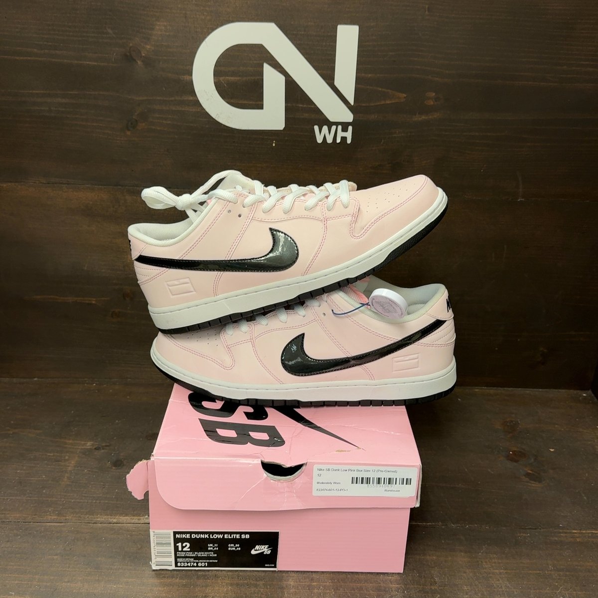 Nike SB Dunk Low Pink Box Size 12 (Pre-Owned) - front