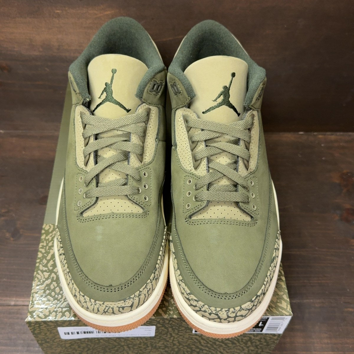 Jordan 3 Retro Family Affair - Image 3