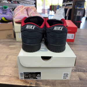 Nike SB Dunk Low Supreme 94 Black Size 9 (Pre-Owned) - Image 3