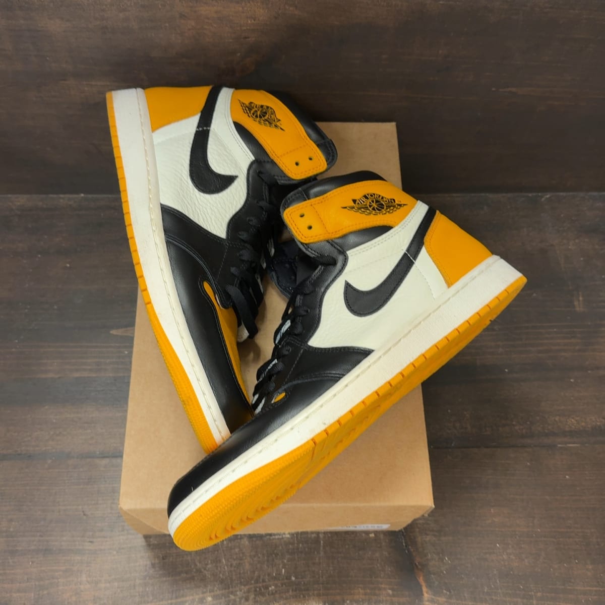 Jordan 1 Retro High OG Taxi Size 12.5 (Pre-Owned) - back