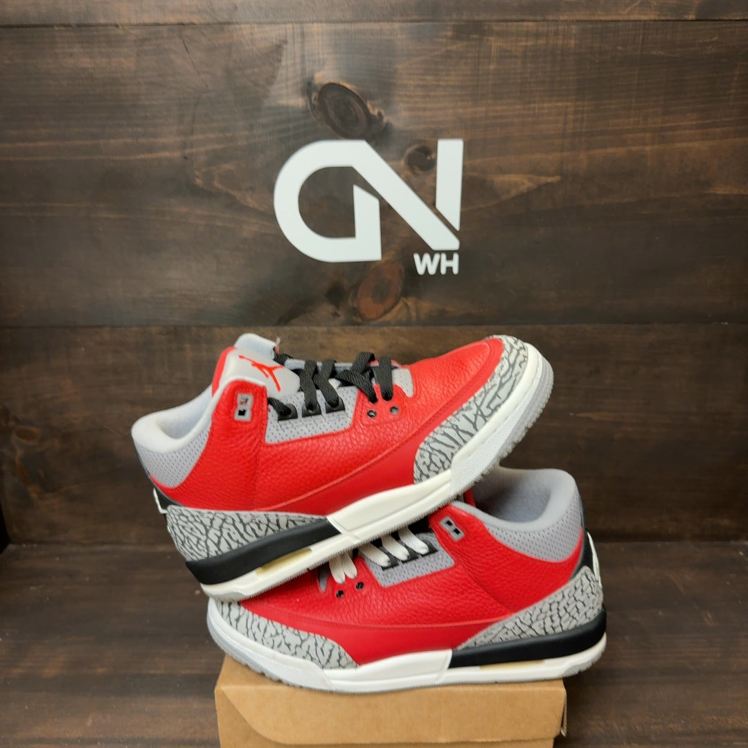 Jordan 3 Retro SE Unite Size 7Y (Pre-Owned) - Image 1