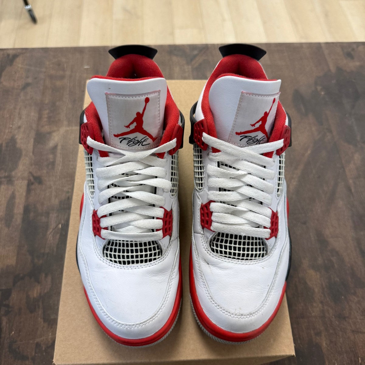 Jordan 4 Retro Fire Red (2020) Size 8 (Pre-Owned) - Image 2