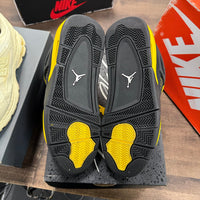 Thunder Jordan 4 Retro (Lightly Worn)
