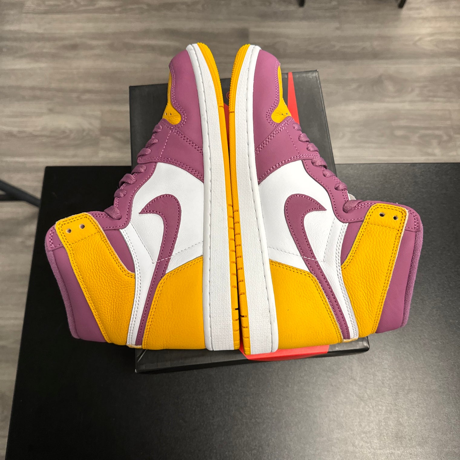 Jordan 1 High Brotherhood(USED)