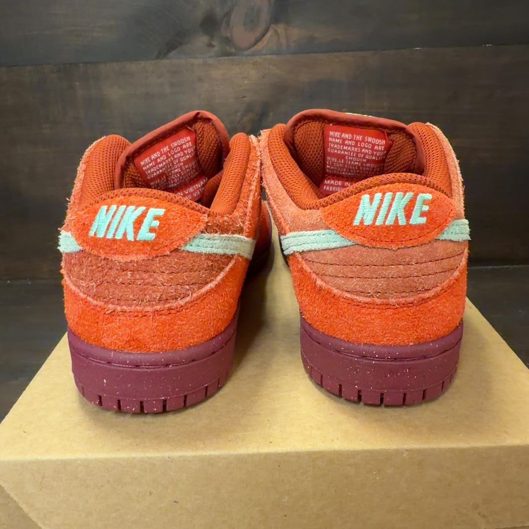 Nike SB Dunk Low Mystic Red Rosewood Size 5 (Pre-Owned) - Image 4