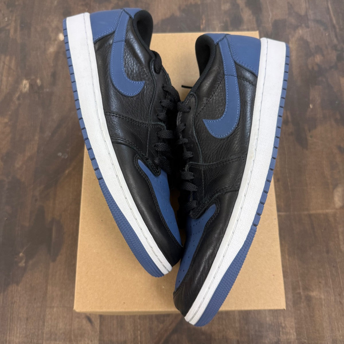 Jordan 1 Retro Low OG Mystic Navy Size 12 (Pre-Owned) - Image 1