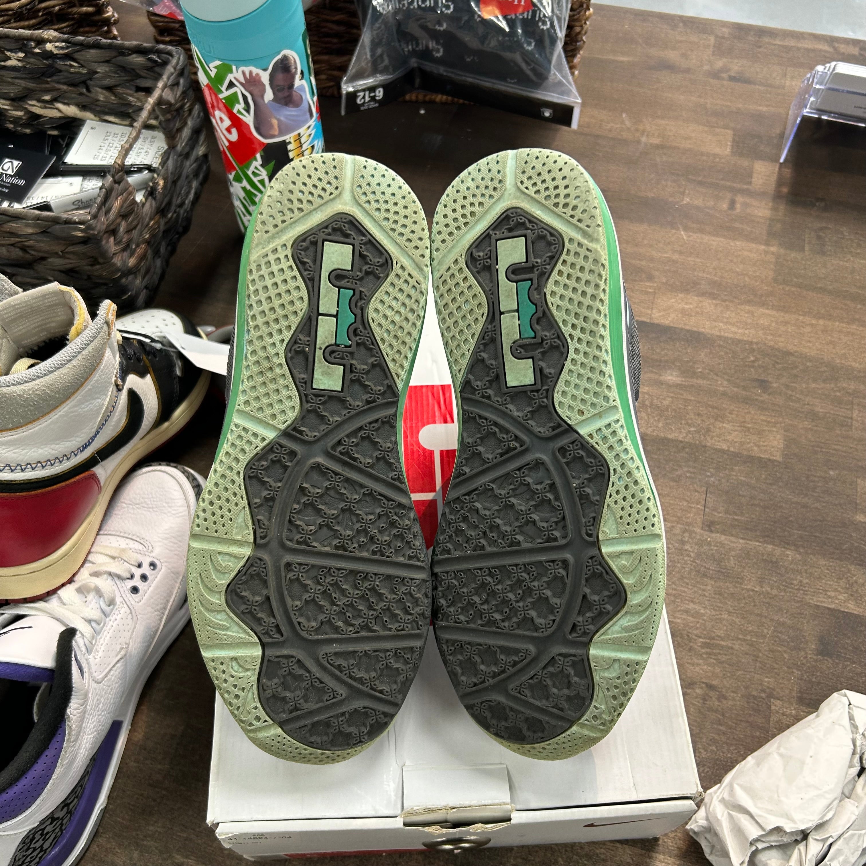 Nike Easter Nike LeBron 9 Low (USED) Size 8 (Pre-Owned) - Image 5