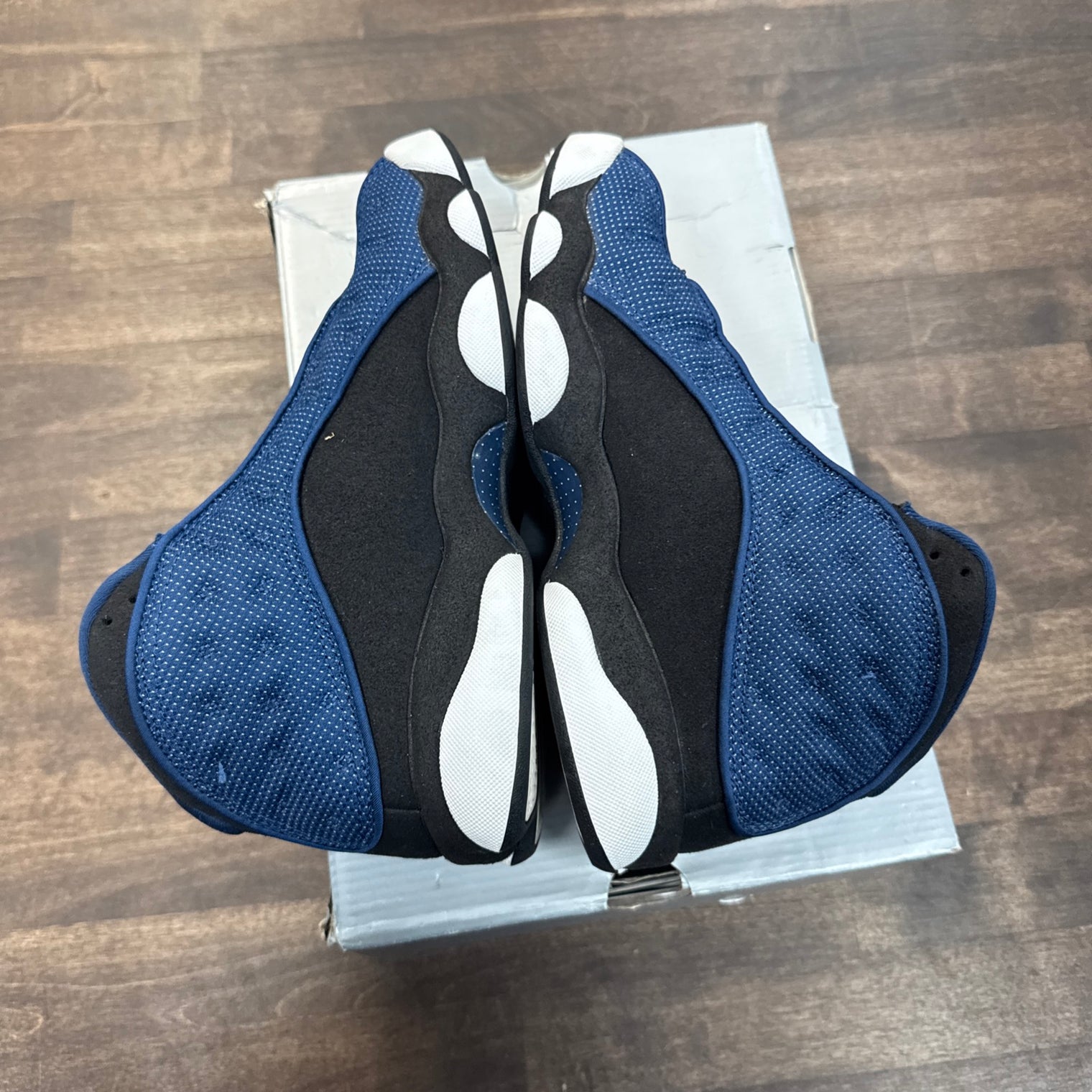 Brave Blue Jordan 13 (USED)