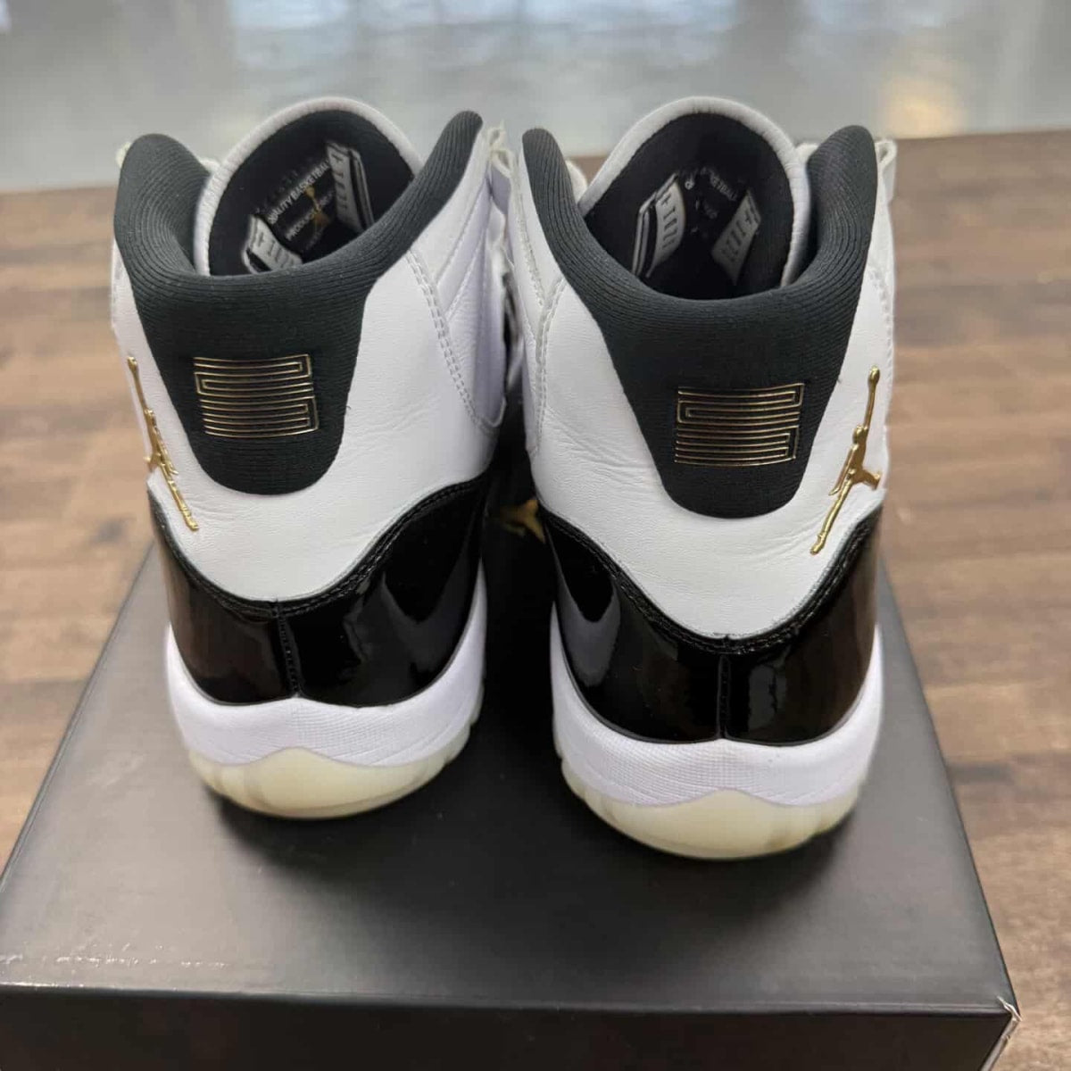 Jordan 11 Retro DMP Gratitude (2023) Size 10 (Pre-Owned) - Image 4