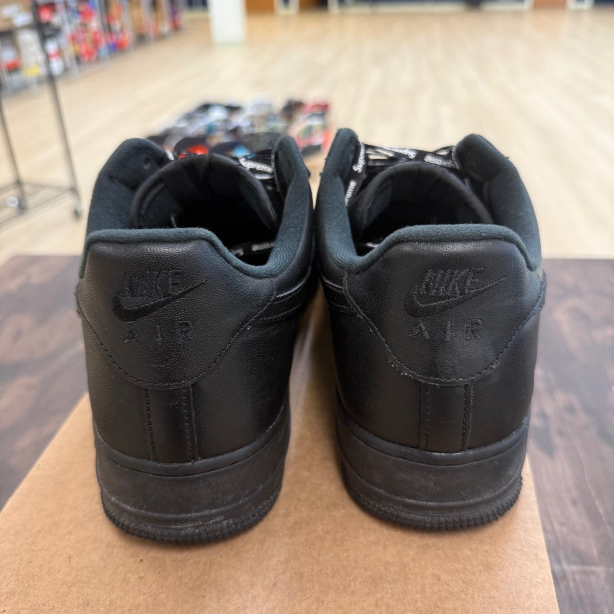 Nike Air Force 1 Low Supreme Black Size 12 (Pre-Owned) - Image 4