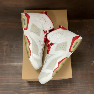Jordan 6 Retro Alternate Hare (GS) Size 7Y (Pre-Owned) - back