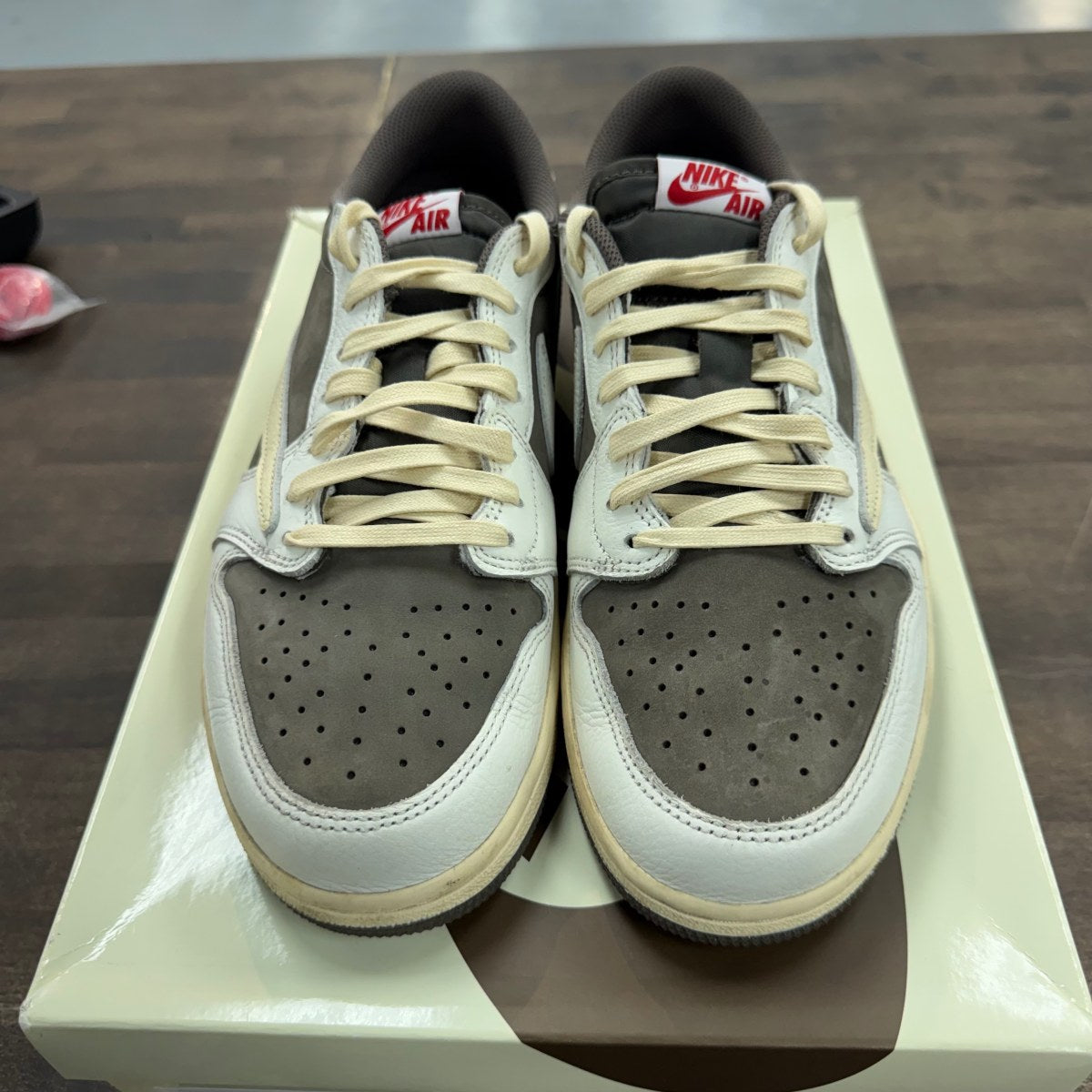 Jordan 1 Retro Low OG SP Travis Scott Reverse Mocha - Image 3