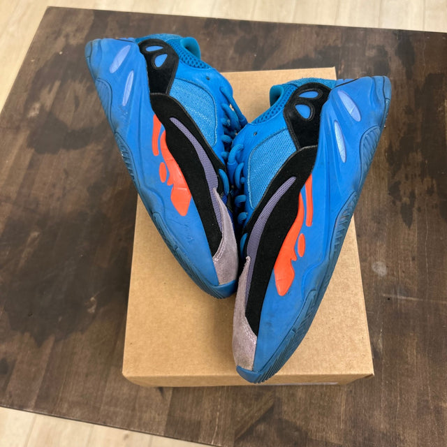 adidas Yeezy Boost 700 Hi-Res Blue Size 11 (Pre-Owned) - Image 1