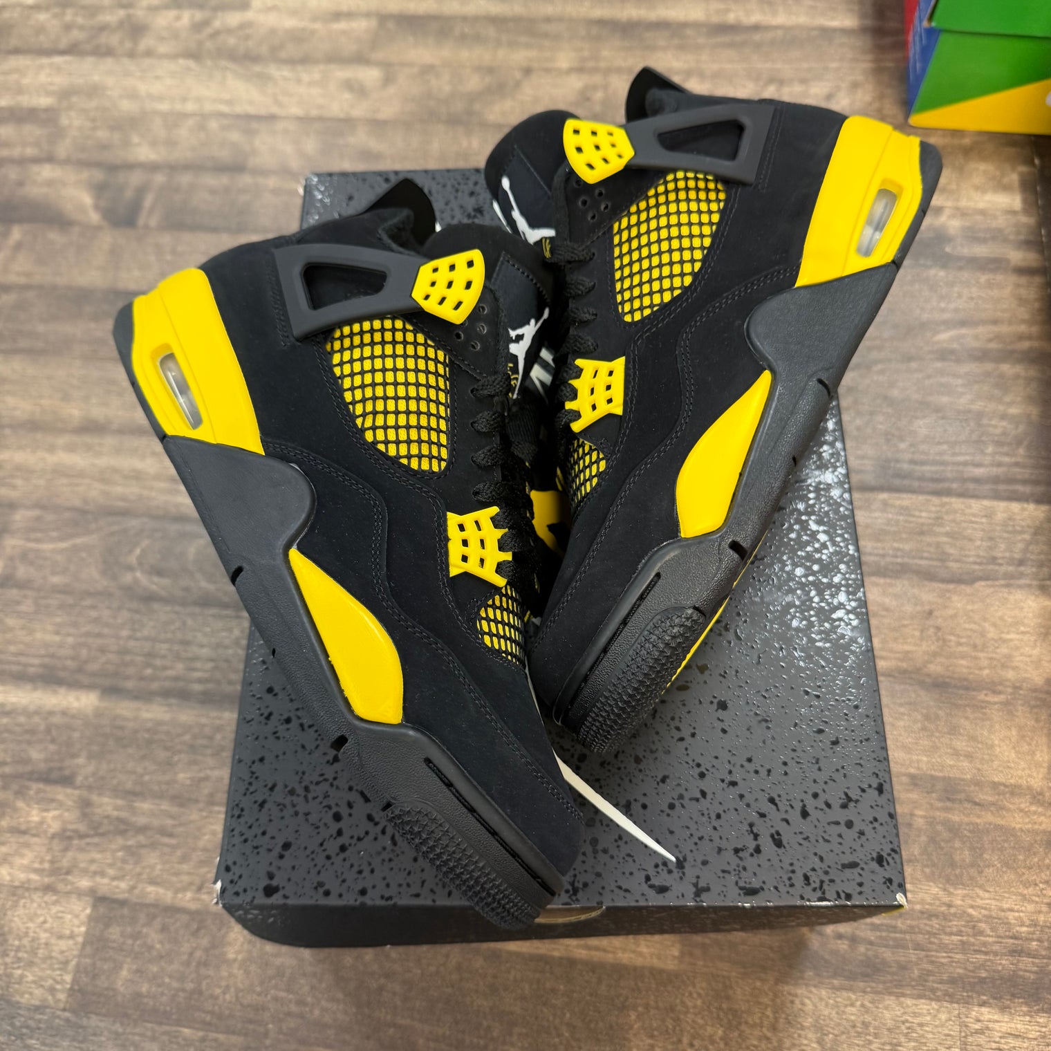 Yellow Thunder Jordan 4 Retro (USED)