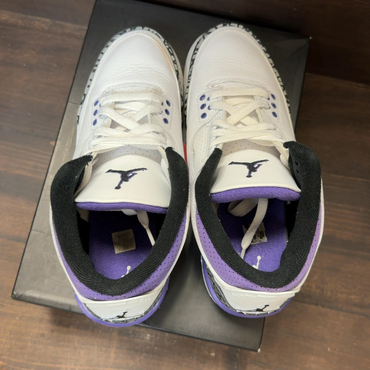 Jordan 3 Retro Dark Iris (GS) Size 7Y (Pre-Owned)