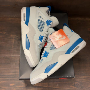 Jordan 4 Retro Military Blue (2024) - Image 2