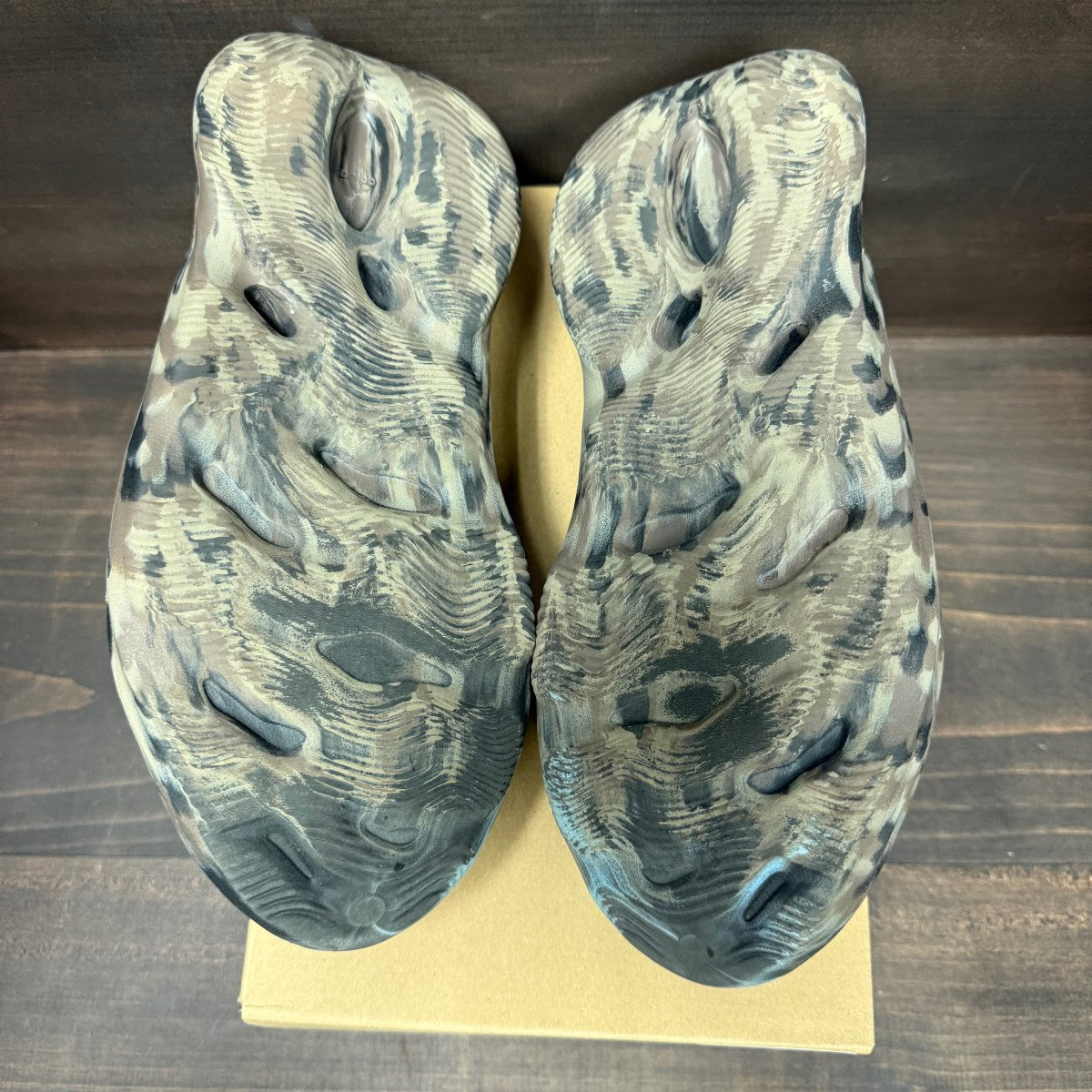 adidas Yeezy Foam RNR MX Cinder - Image 6