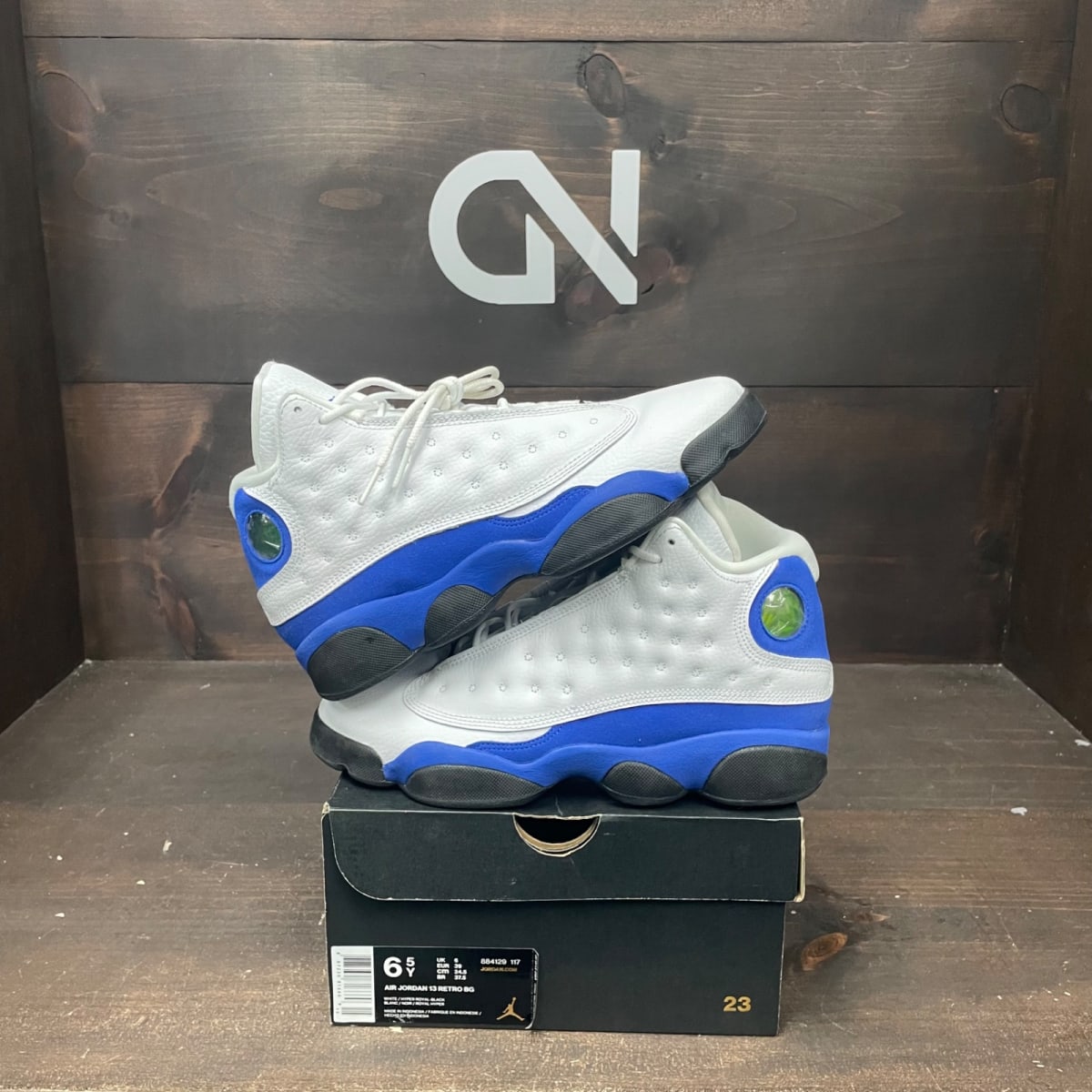 Jordan 13 Retro White Hyper Royal Black (GS) Size 6.5Y (Pre-Owned) - front