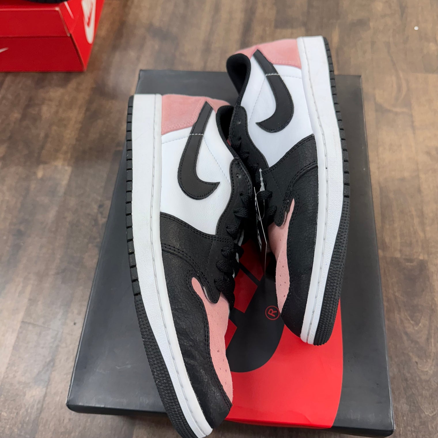 Bleached Coral Jordan 1 Low OG (USED)