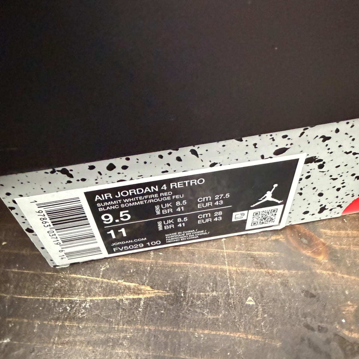 Jordan 4 Retro White Cement (2025) Size 9.5 (Pre-Owned) - aux