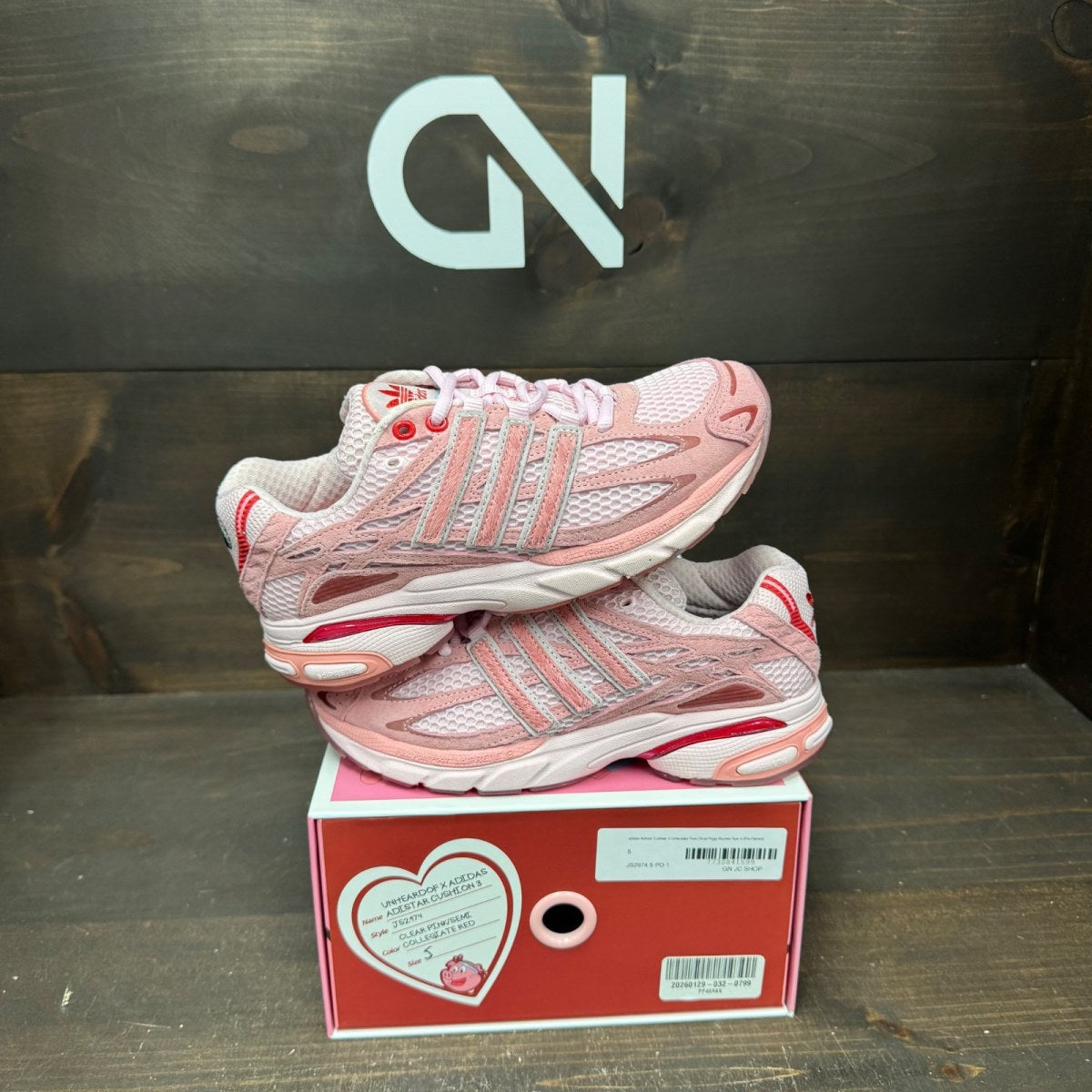 adidas Adistar Cushion 3 Unheardof Pork Chop Piggy Runner Size 5 (Pre-Owned) - Image 1