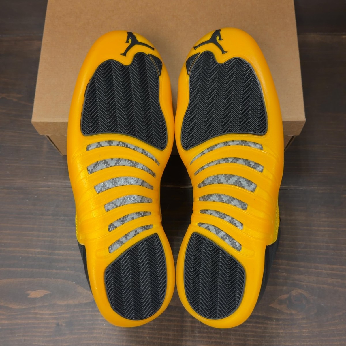 Jordan 12 Retro Black University Gold Size 14 - Image 6