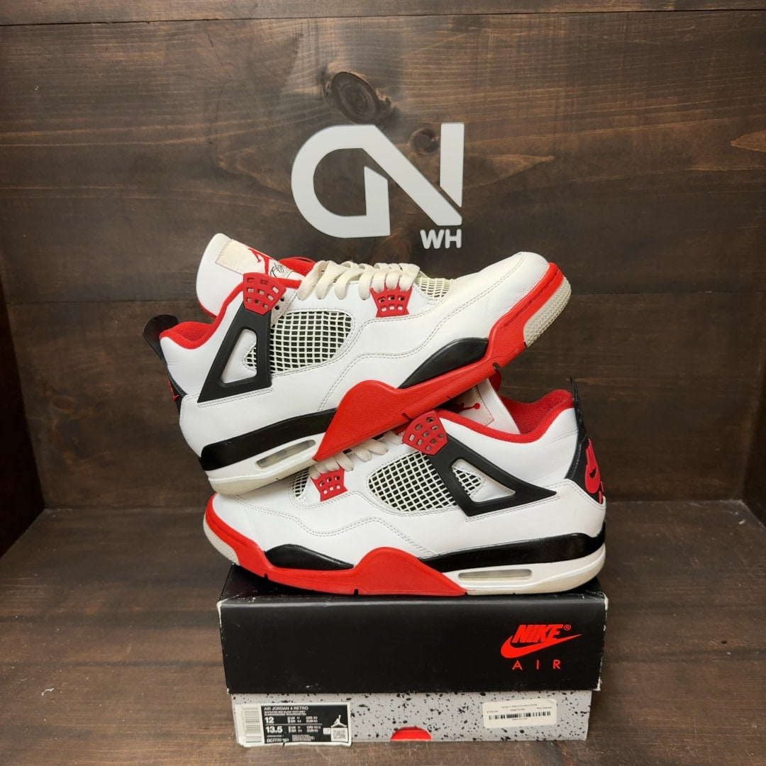 Jordan 4 Retro Fire Red (2020) - Image 1