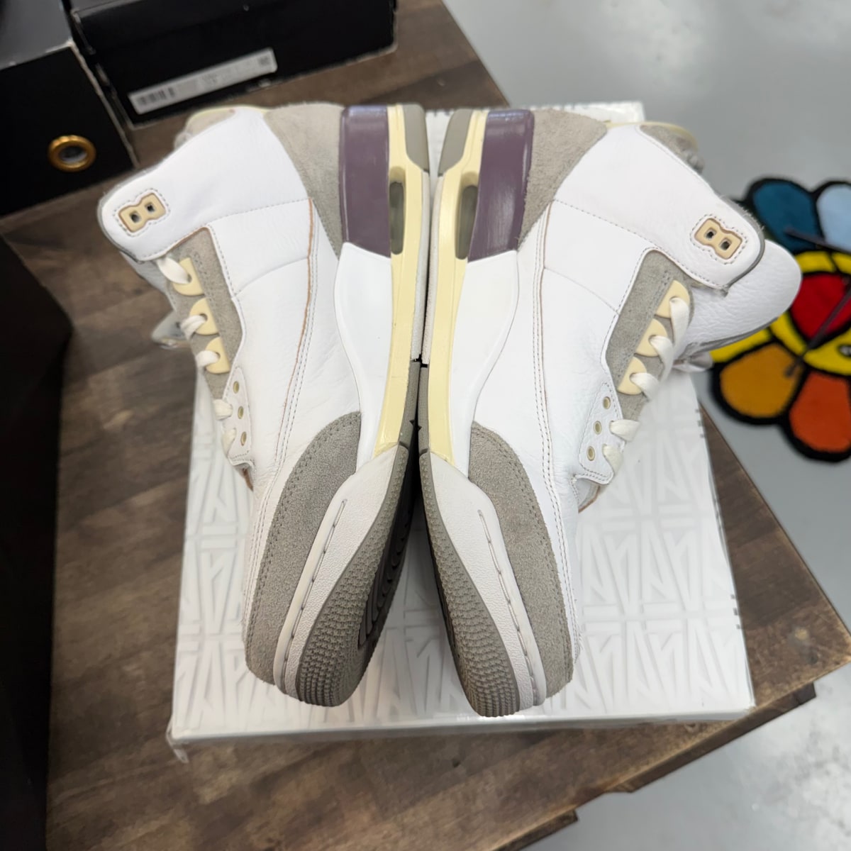 Jordan 3 Retro SP A Ma Maniére (Women's) - Image 3