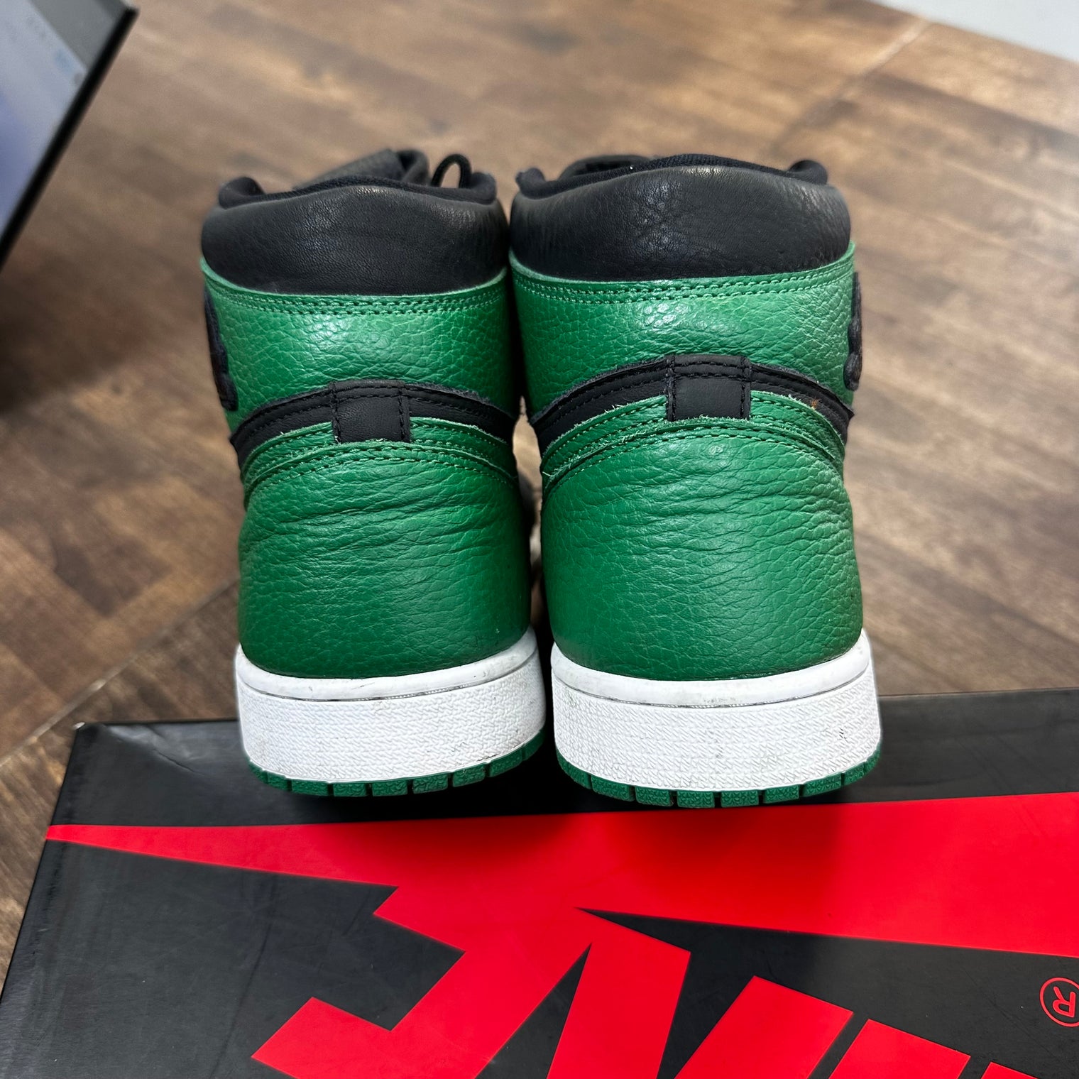 Pine Green Black 2.0 Jordan 1 High (USED)