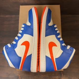 Jordan 1 Mid Knicks Size 8.5 (Pre-Owned) - Image 5