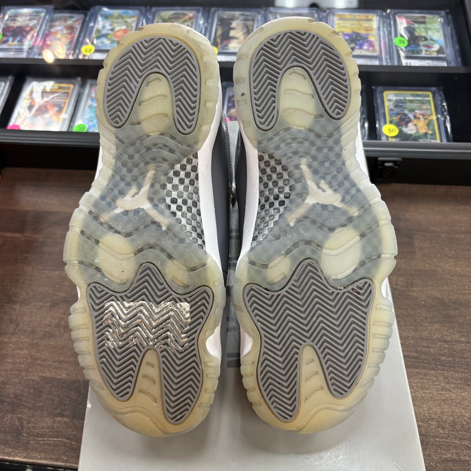Cool Grey Jordan 11 (USED)