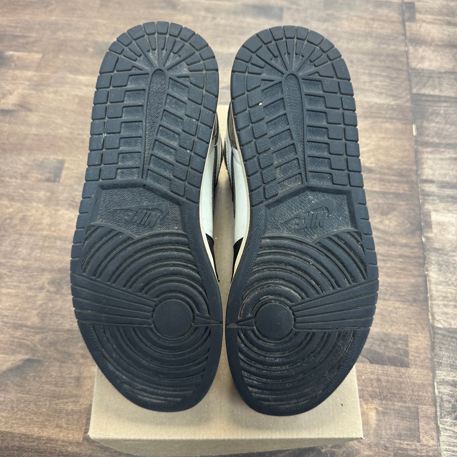 Mocha Jordan 1 High OG (Beat, No Box)