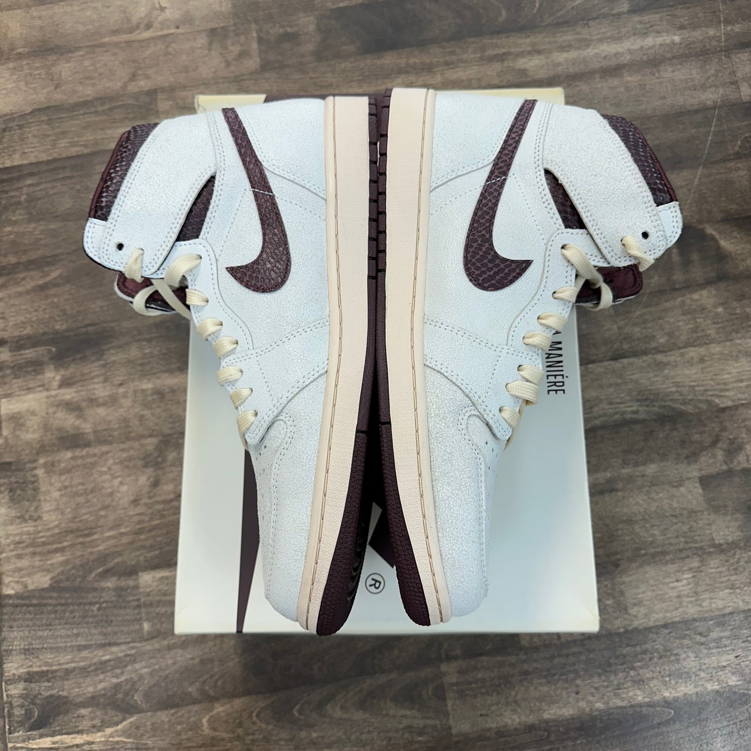 A Ma Maniere Jordan 1 High (USED)