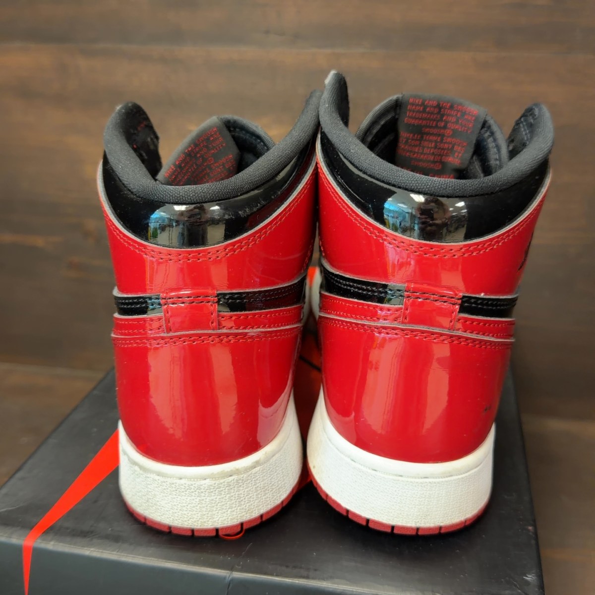 Jordan 1 Retro High OG Patent Bred (GS) - Image 4