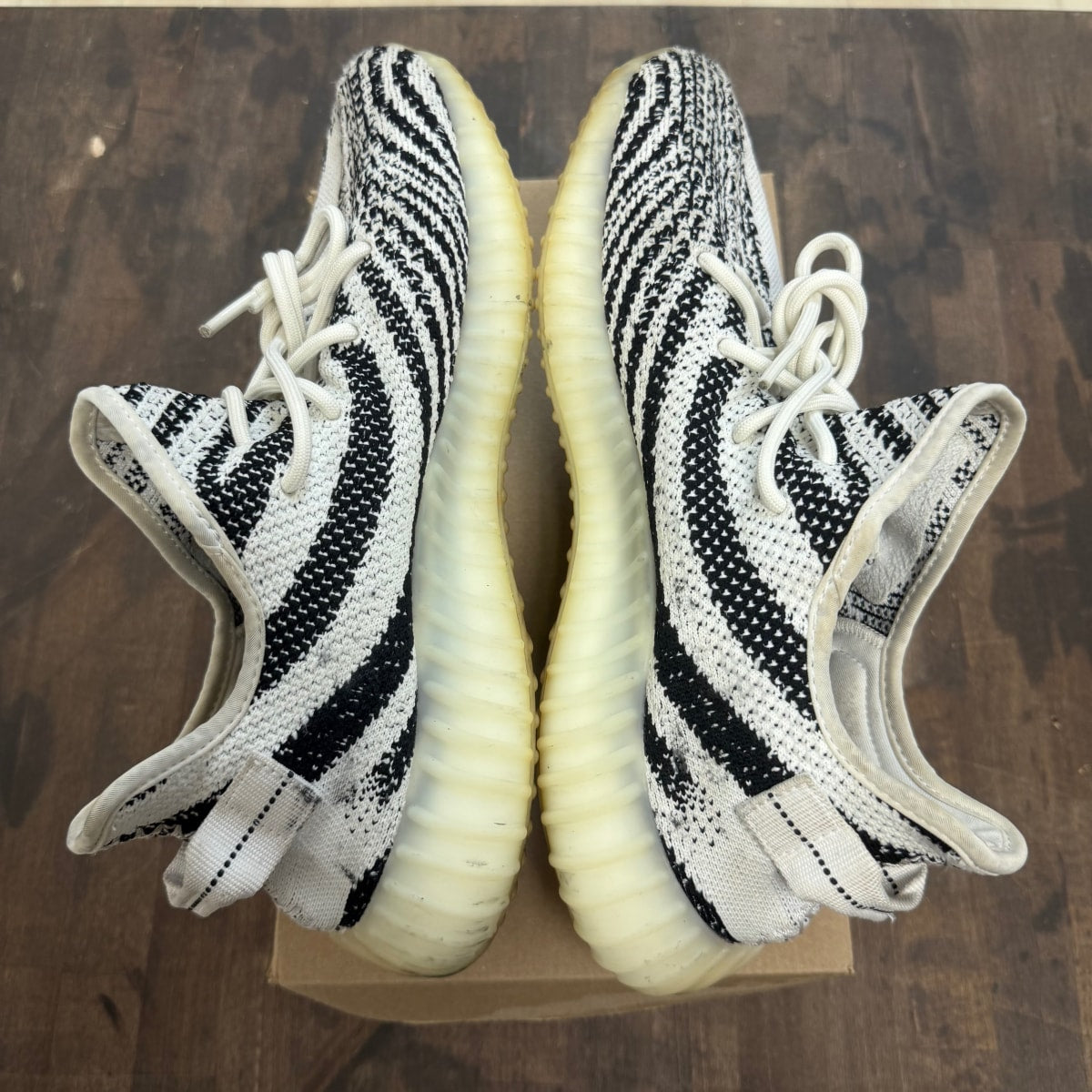 adidas Yeezy Boost 350 V2 Zebra Size 11 (Pre-Owned) – GrailNation