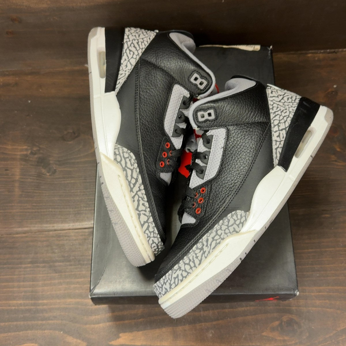 Jordan 3 Retro Black Cement (2018) - Image 2