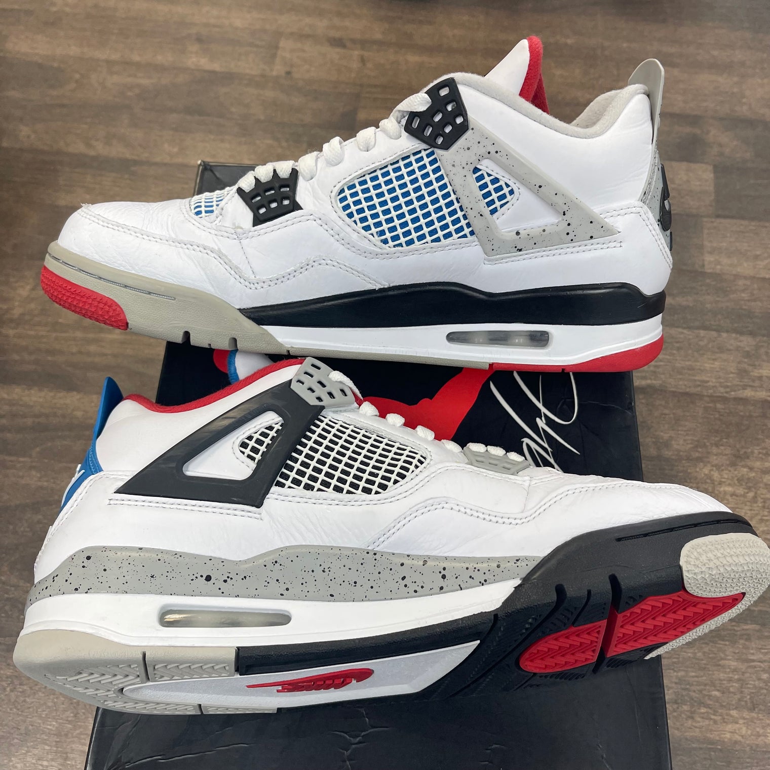 What the 4 Jordan 4 (USED)