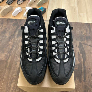 Nike Air Max 95 Essential Black Smoke Grey Size 13 (Pre-Owned) - Image 2