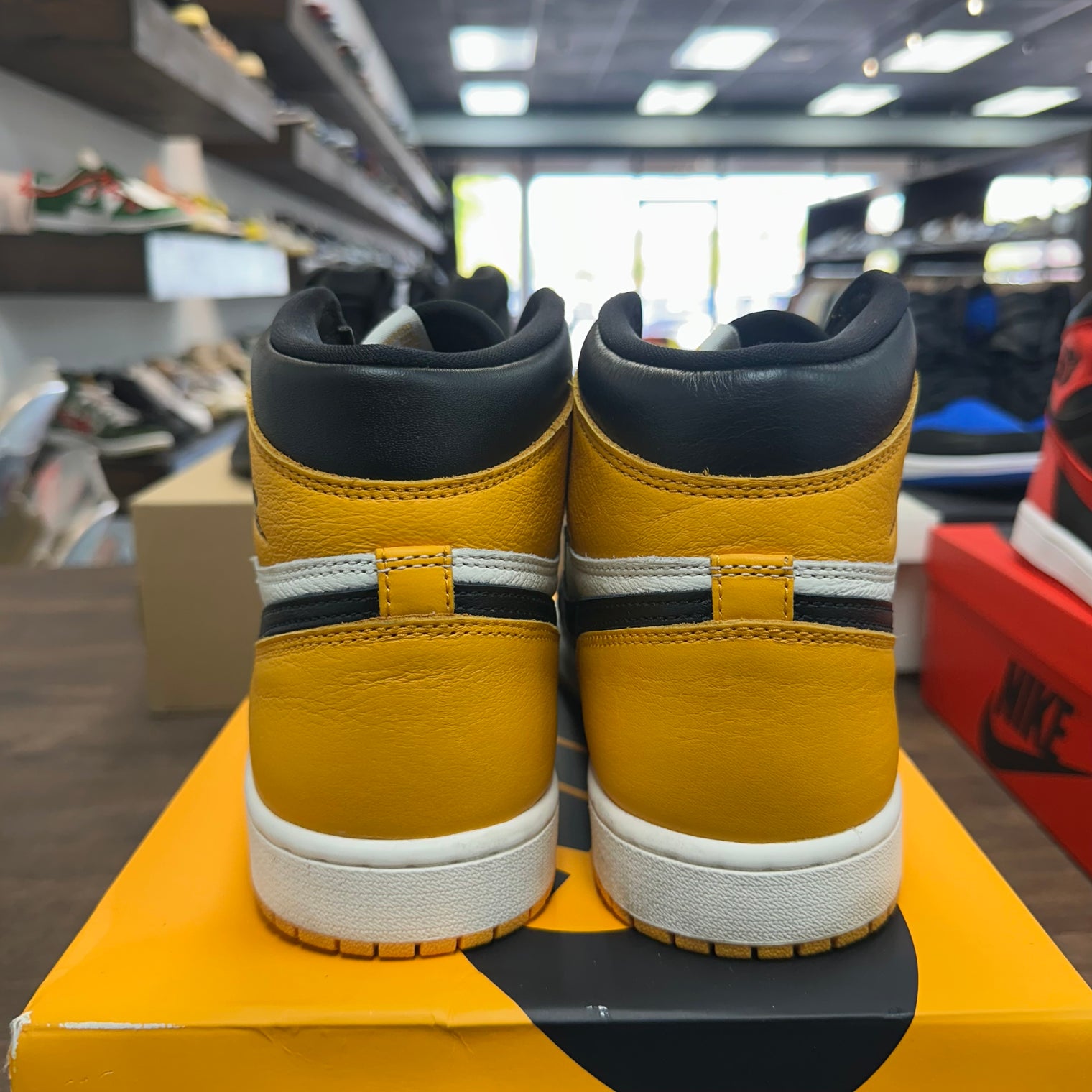 Taxi Yellow Toe Jordan 1 High (USED)