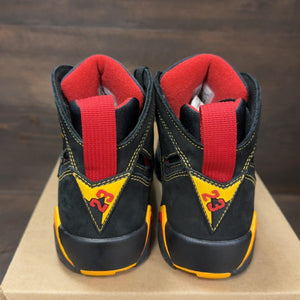 Jordan 7 Retro Citrus (2022) (GS) Size 5Y (Pre-Owned) - Image 5