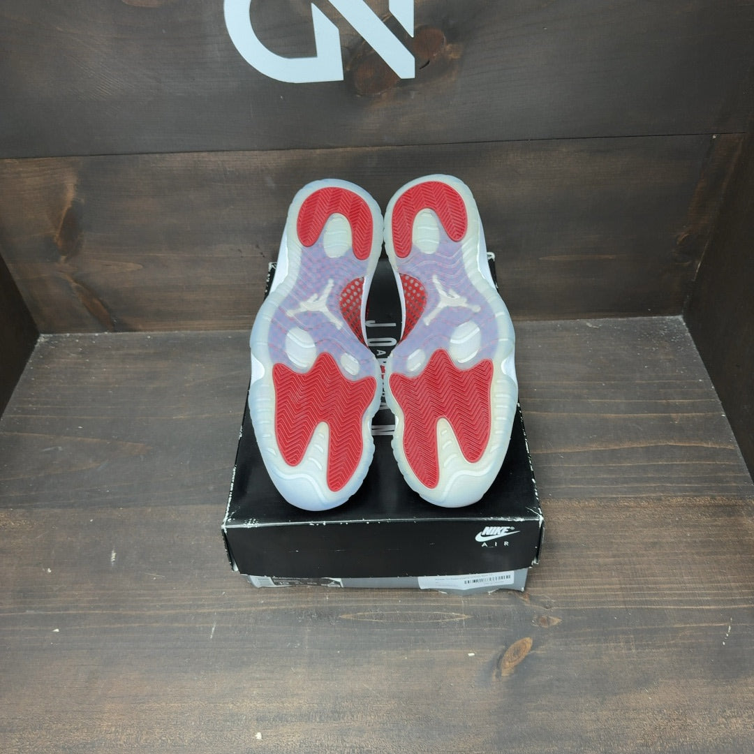 Jordan 11 Retro Cherry (2022) Size 12 - Image 5