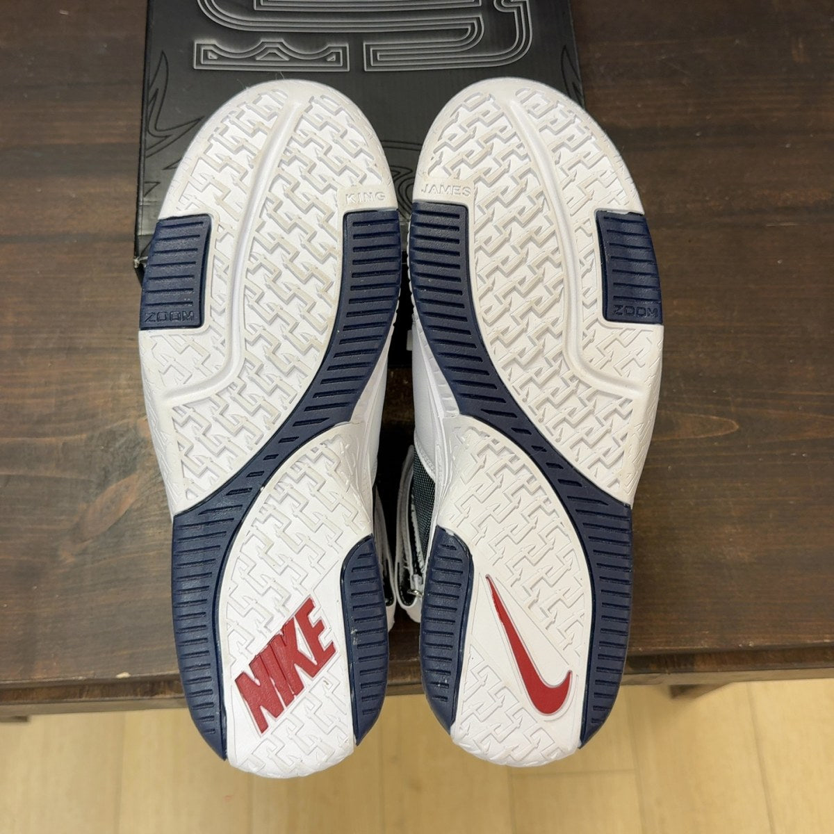 Nike LeBron Zoom 2 Midnight Navy (2022) Size 12 (Pre-Owned) - aux